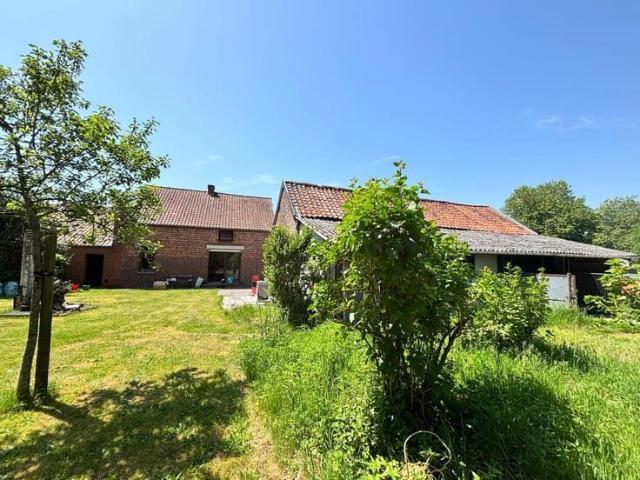 Maison en plein cœur de Jurbise, sur la route d’Ath