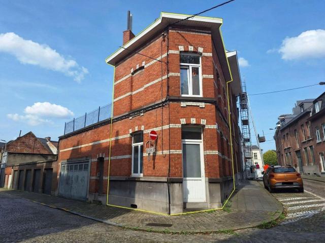 Maison en plein centre ville 3 chambres 900 €