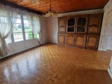 Maison en Vente à Tucquegnieux