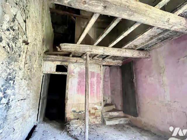 Maison à louer à Vénéjan, Occitanie, 50000€