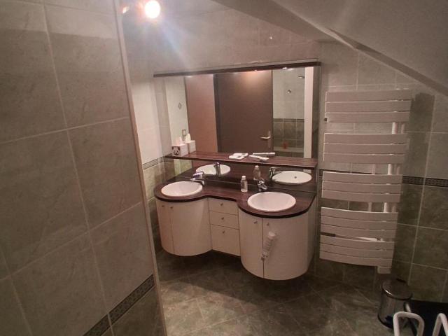 Maison en vente à Vittel, Grand Est, 448000€