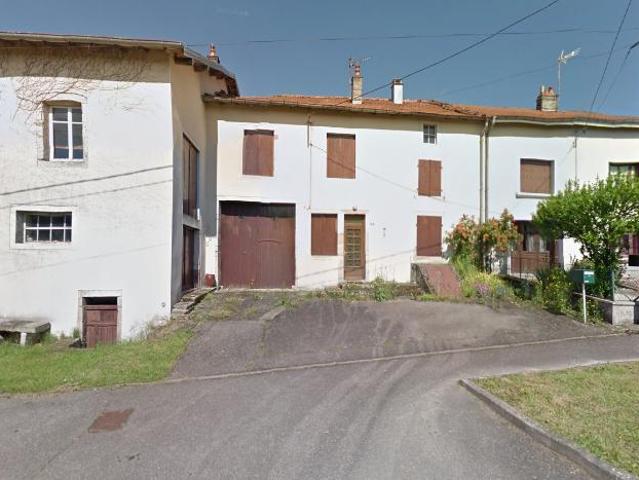 Maison en vente à Vôge les Bains, Grand Est, 88922€