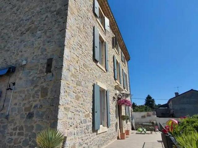 Maison à louer à Voulte sur Rhône, Auvergne Rhône Alpes, 330000€
