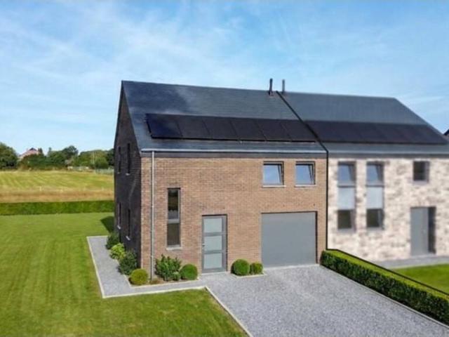 Maison en Vente à Wellin