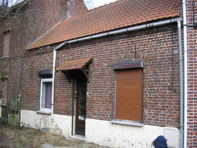 Maison en vente à Aire sur la Lys, Hauts de France, 85000€