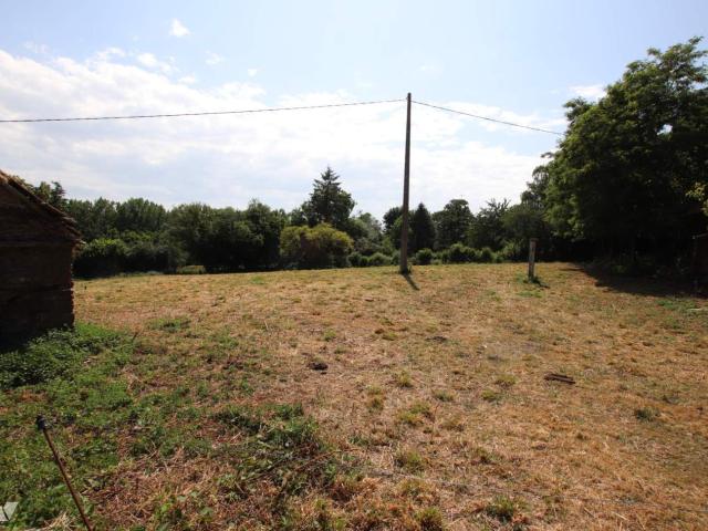 Maison en vente à Barre de Semilly, Normandie, 62540€