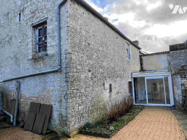 Maison en vente à Bazoches au Houlme, Normandie, 116750€