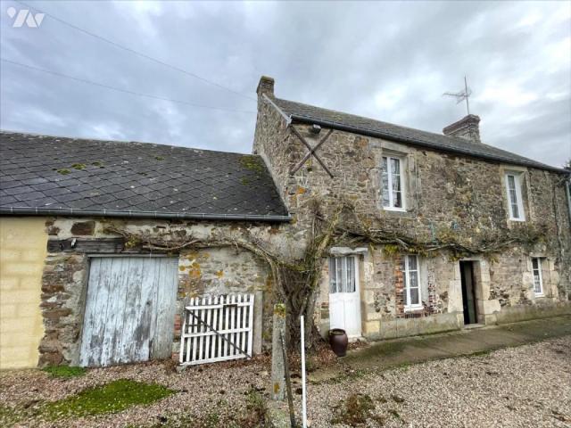 Maison en vente à Bazoches au Houlme, Normandie, 54500€