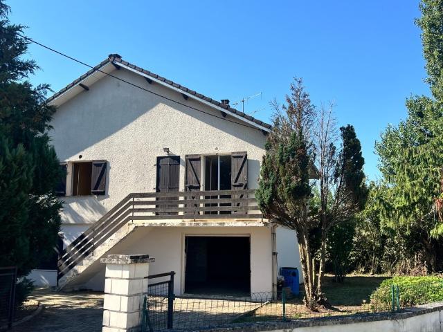 Maison en vente à Beaufort Orbagna, Bourgogne Franche Comté, 135000€