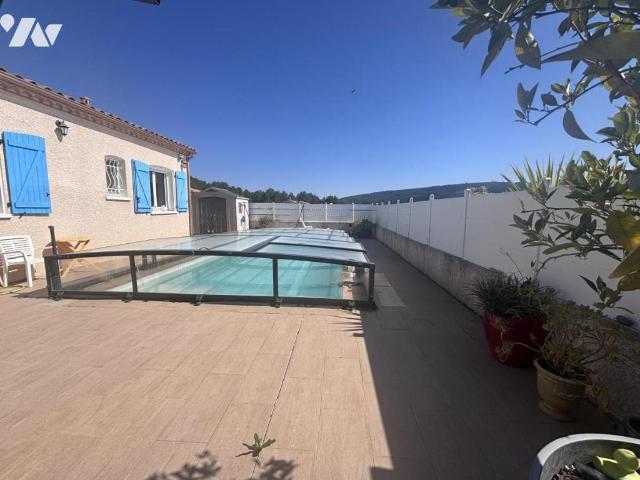 Maison à louer à Bize Minervois, Occitanie, 343000€