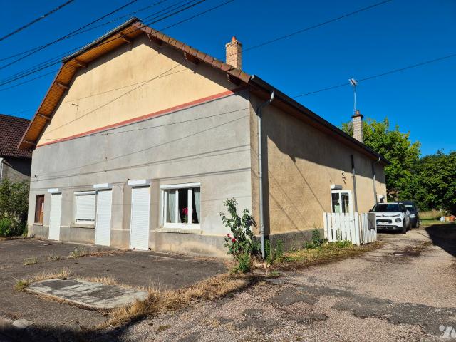 Maison en vente à Broye Aubigney Montseugny, Bourgogne Franche Comté, 149000€