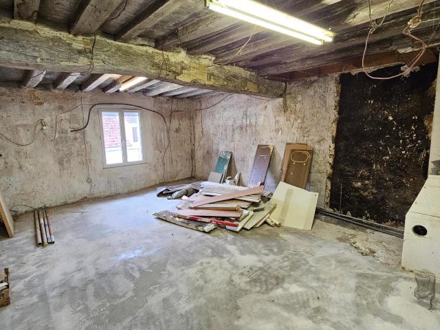 Maison en vente à Brasles, Hauts de France, 68000€