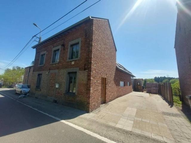 Maison en Vente à Burdinne