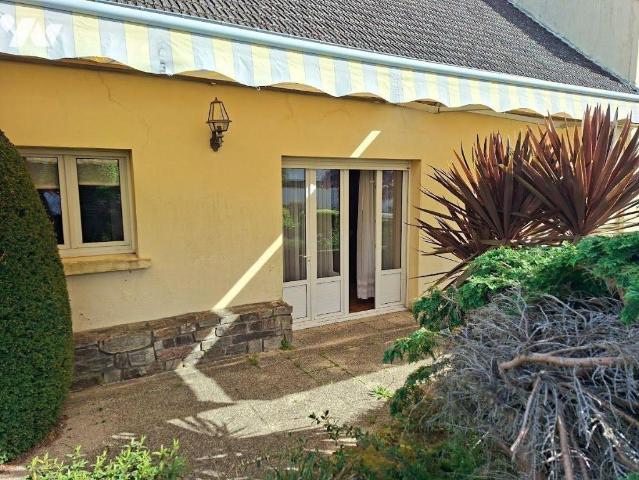 Maison en vente à Caudan, Bretagne, 795000€