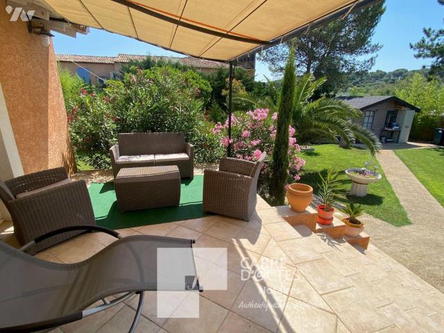 Maison à louer à Caveirac, Occitanie, 436000€