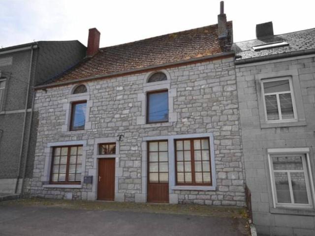 Maison en Vente à Cerfontaine