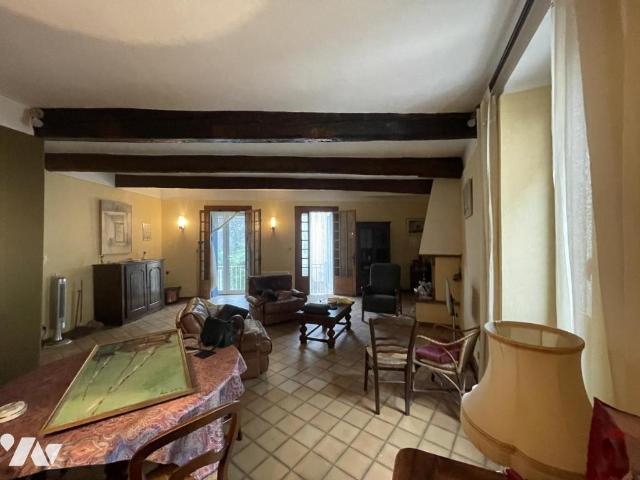 Maison à louer à Ceyras, Occitanie, 250000€