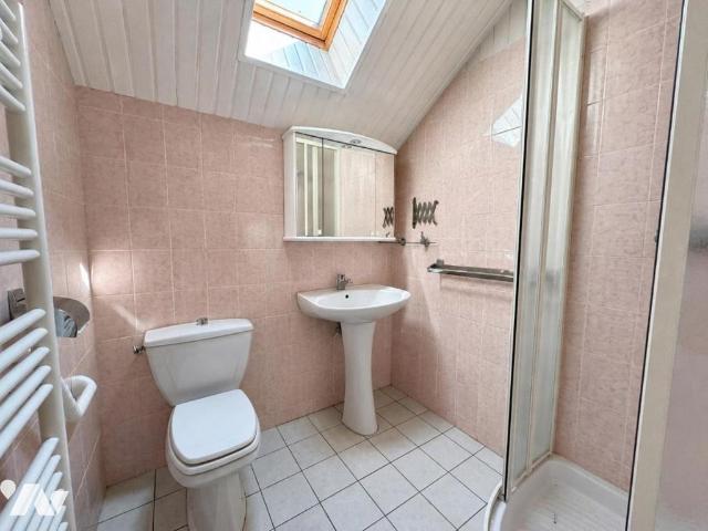 Maison à louer à Chennevières sur Marne, Île de France, 336000€