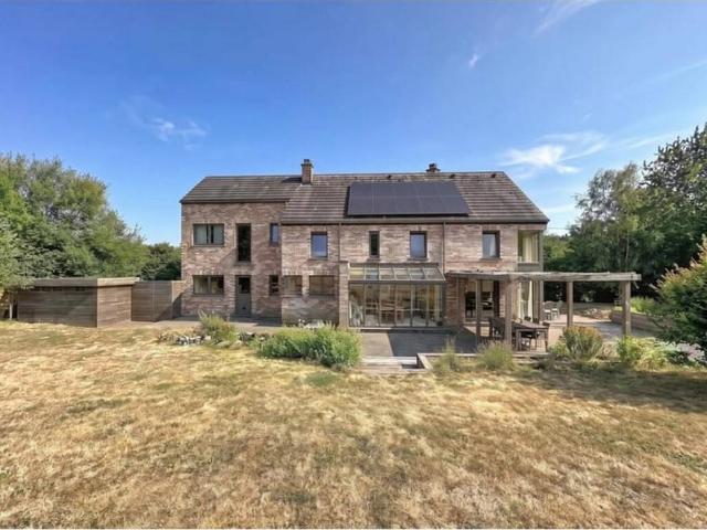 Maison en Vente à Couvin