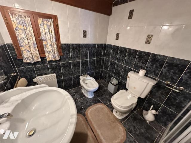 Maison à louer à Douelle, Occitanie, 150000€