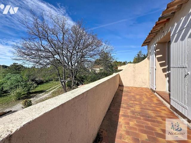 Maison à louer à Éguilles, Provence Alpes Côte d'Azur, 780000€