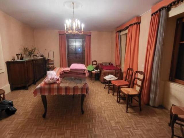 Maison en vente à Étouvans, Bourgogne Franche Comté, 92000€