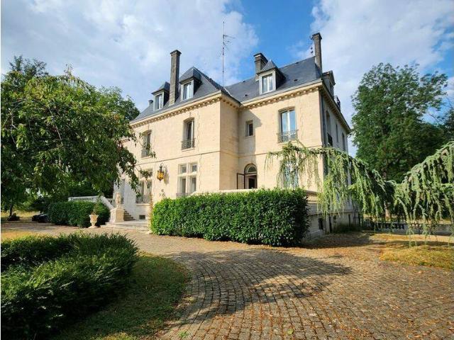 Maison en Vente à Étain