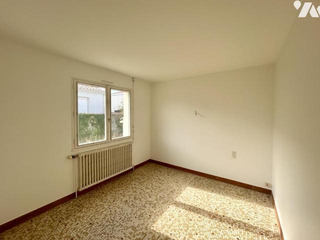Maison à louer à Fenouiller, Pays de la Loire, 217600€