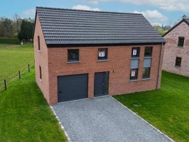Maison en Vente à Geer