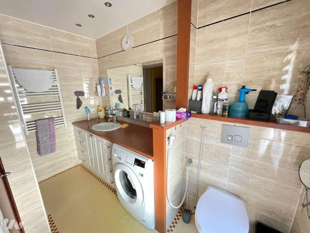 Maison à louer à Gréoux les Bains, Provence Alpes Côte d'Azur, 501800€