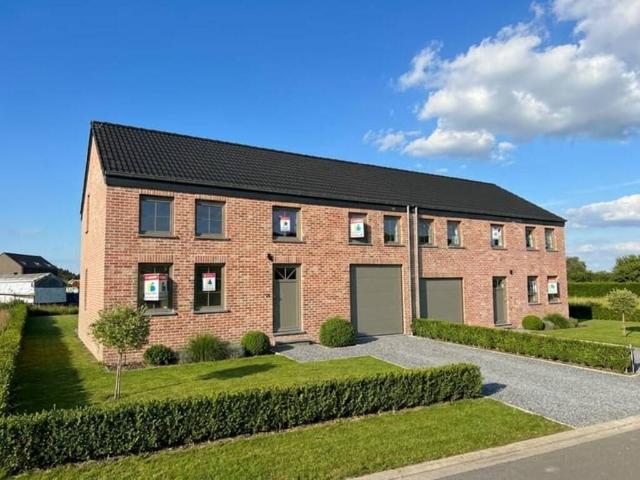 Maison en Vente à Houyet