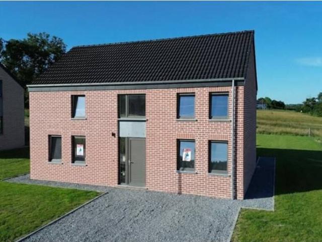 Maison en Vente à Houyet