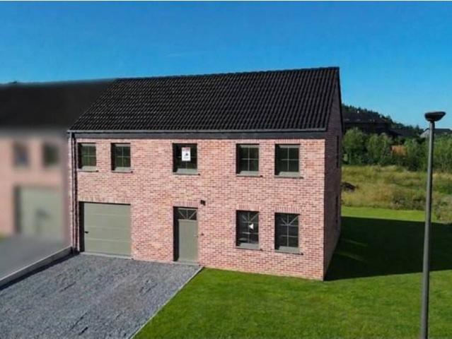 Maison en Vente à Houyet