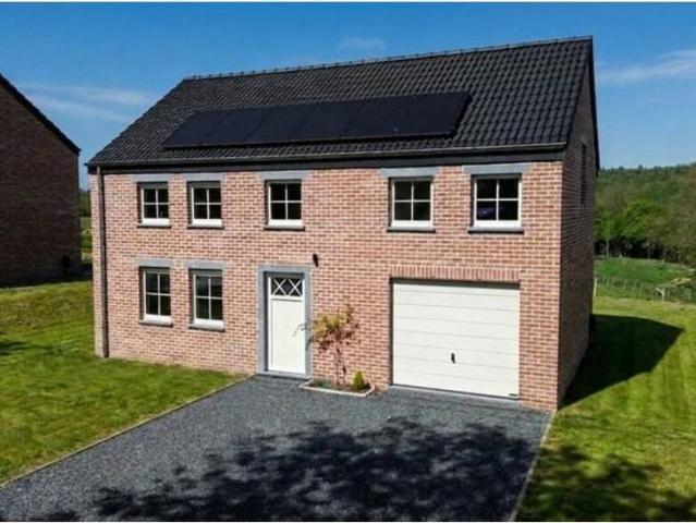 Maison en Vente à Houyet