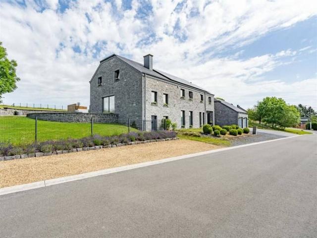 Maison en Vente à Houyet
