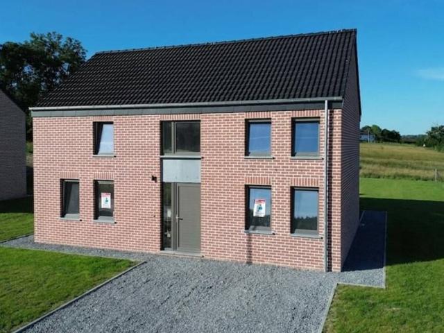 Maison en Vente à Houyet