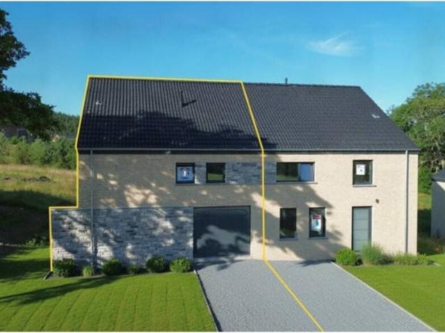 Maison en Vente à Houyet