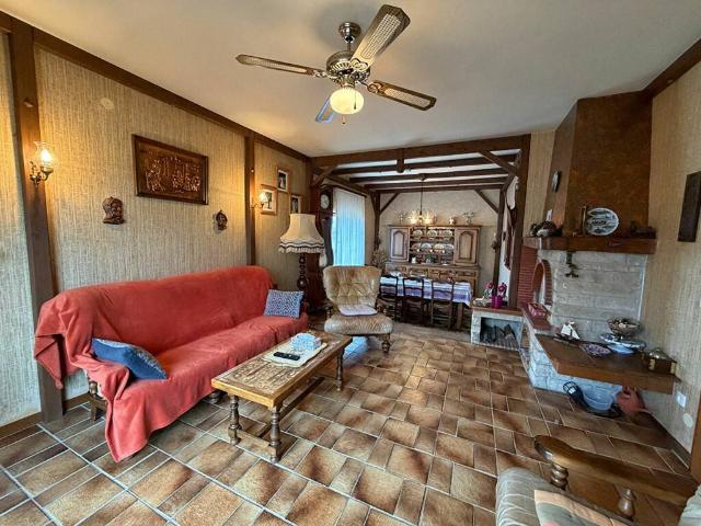 Maison en Vente à Hunting