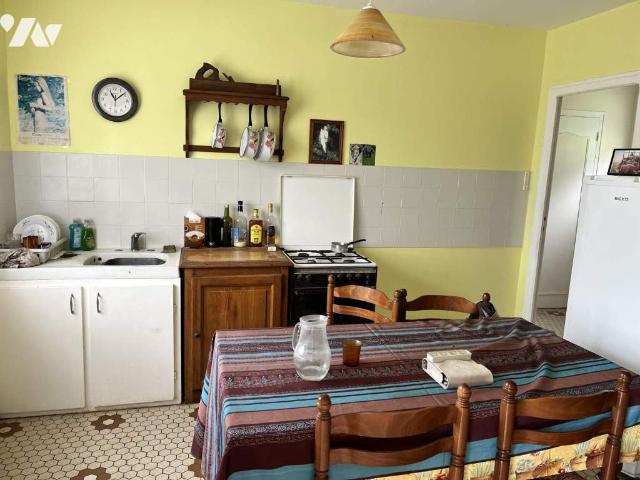 Maison en vente à Isigny le Buat, Normandie, 155400€