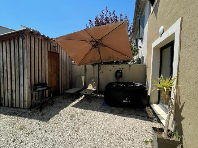 Maison en vente à Isle sur la Sorgue, Provence Alpes Côte d'Azur, 399000€