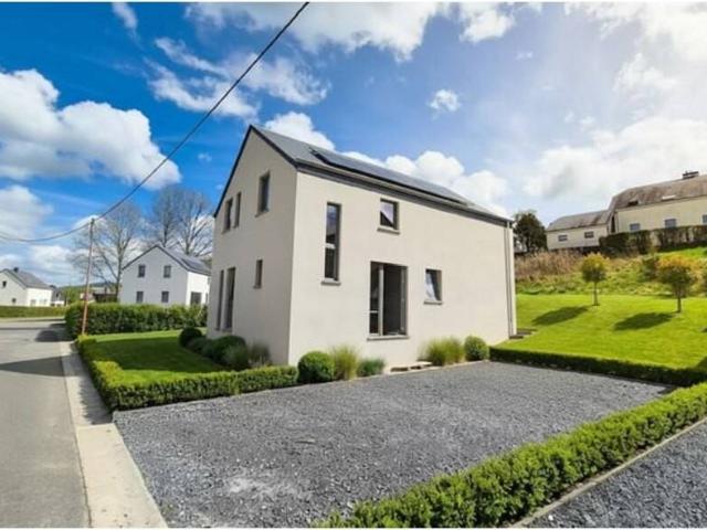 Maison en Vente à Leglise