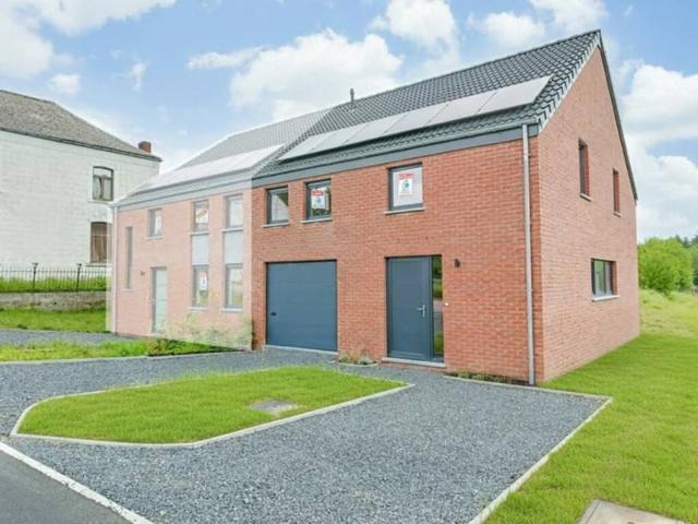Maison en Vente à Mettet