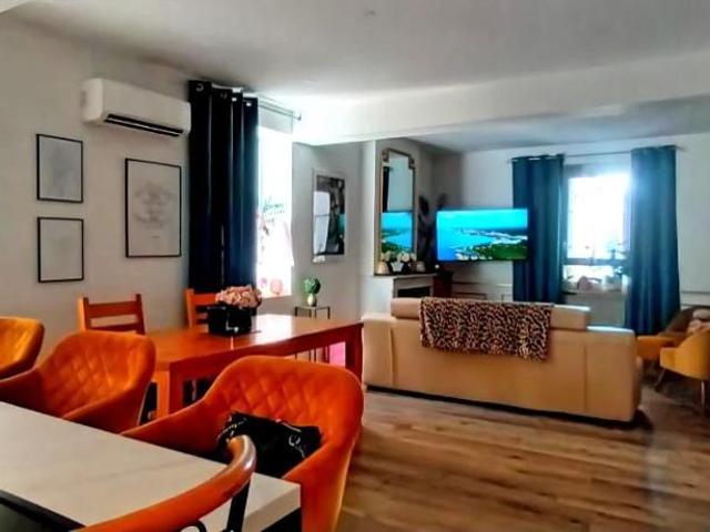 Maison en vente à Millau, Occitanie, 319000€
