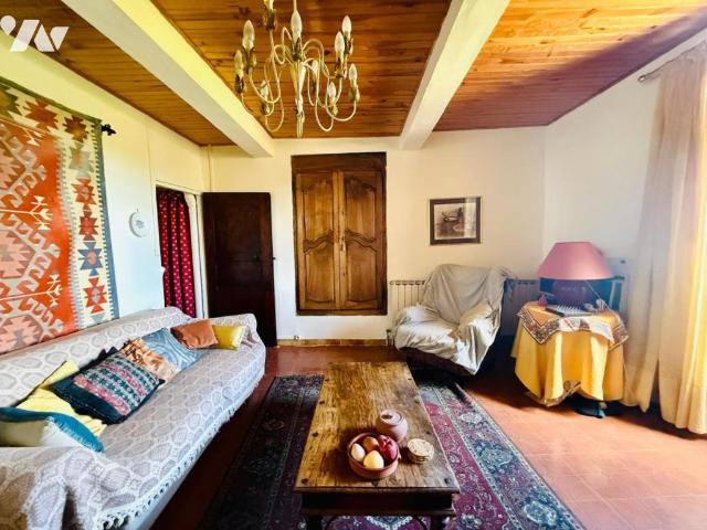 Maison à louer à Mison, Provence Alpes Côte d'Azur, 161975€
