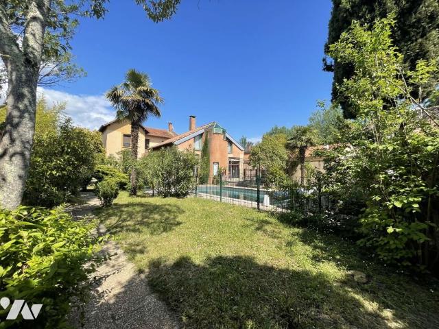 Maison en vente à Montauban, Occitanie, 395000€