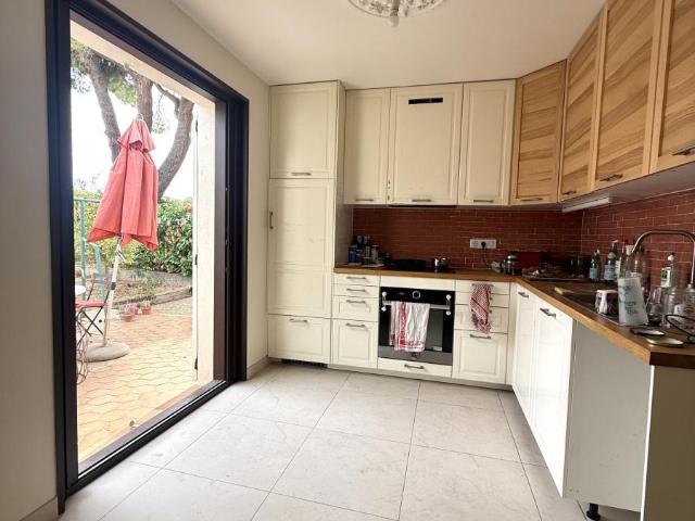 Maison à louer à Montpellier, Occitanie, 450000€