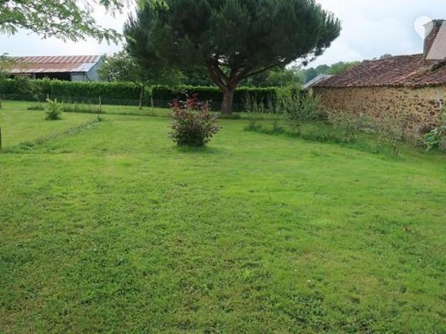 Maison à louer à Mouilleron Saint Germain, Pays de la Loire, 220500€