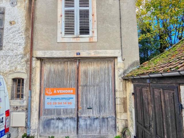 Maison en vente à Neufchâteau, Grand Est, 30000€