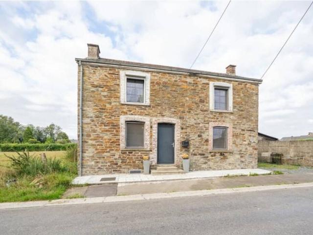 Maison en Vente à Paliseul
