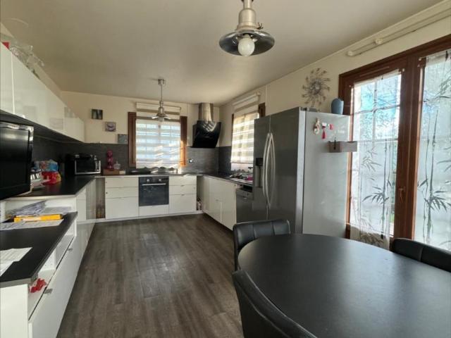 Maison en vente à Pithiviers, Centre Val de Loire, 260000€